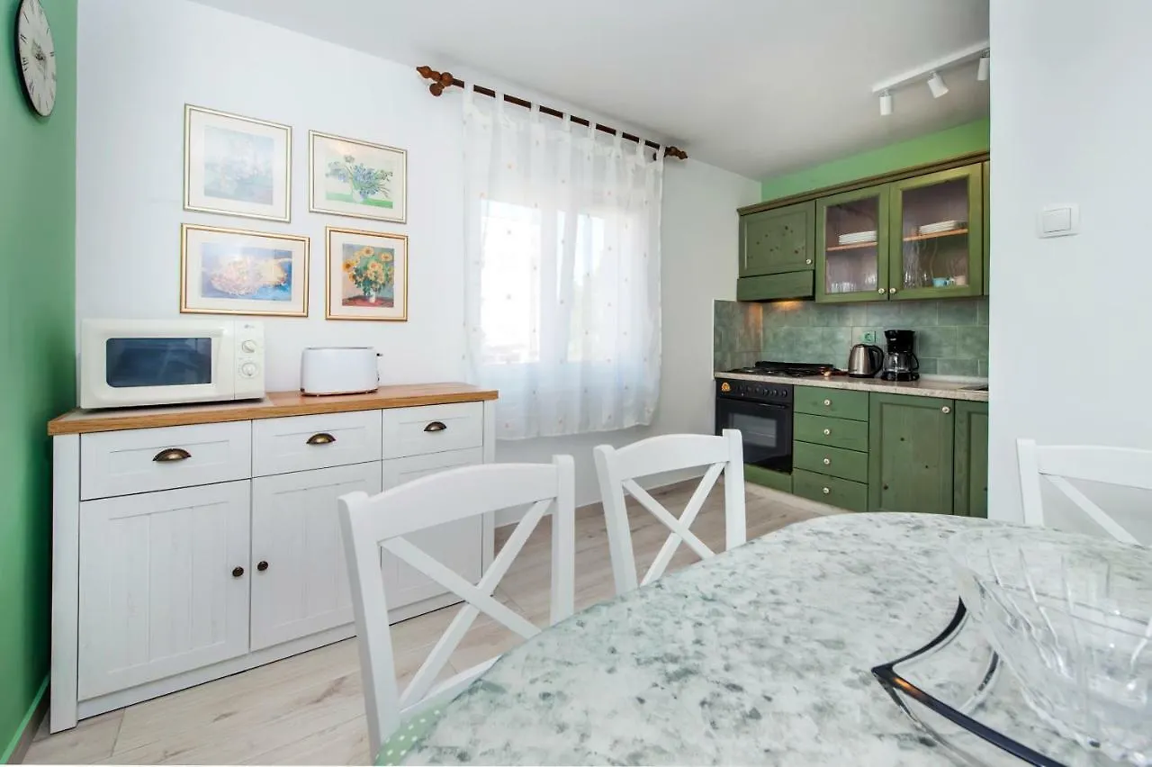 Apartman Oly Rovinj 0*,  Croatia